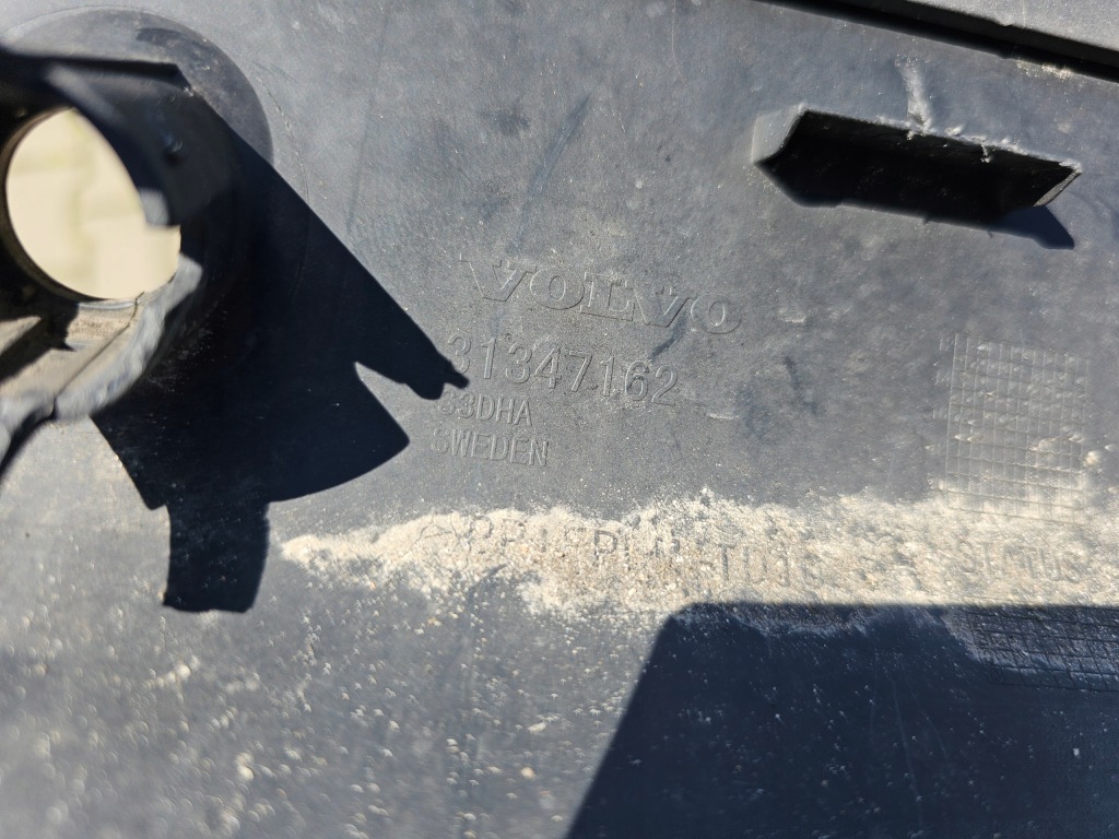 фото №12, Спойлер dół бампера бампер volvo v40 ii 12-19 r-design задняя pdc задний