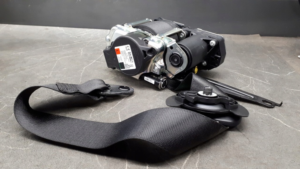 фото №11, 971857705d pas безопасности левый перед porsche panamera 971 2017 чёрный n