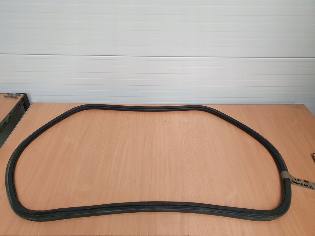 фото №8, Прокладка кузовная ниша дверь volvo xc90 i lift 09r