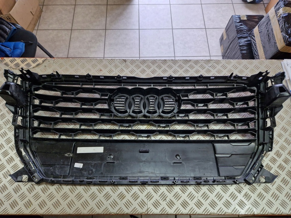 фото №3, Решётка радиатора решётка радиатора audi q2 czarna 2016r-