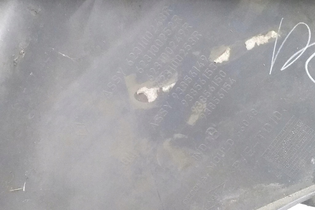 фото №9, Решётка радиатора opel vivaro фургон f7 93856149 2.0l дизель 84kw 2013