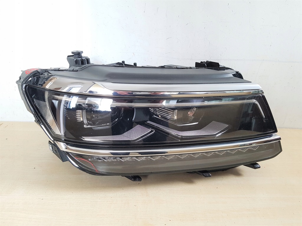 фото №1, Vw tiguan allspace фара led правий 5nn941082c