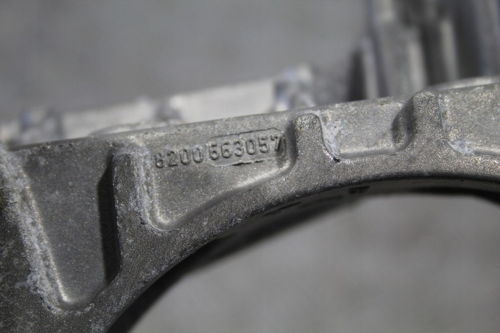 фото №3, Кронштейн ролик ремень kangoo ii 2 iii 3 lift 8200663057