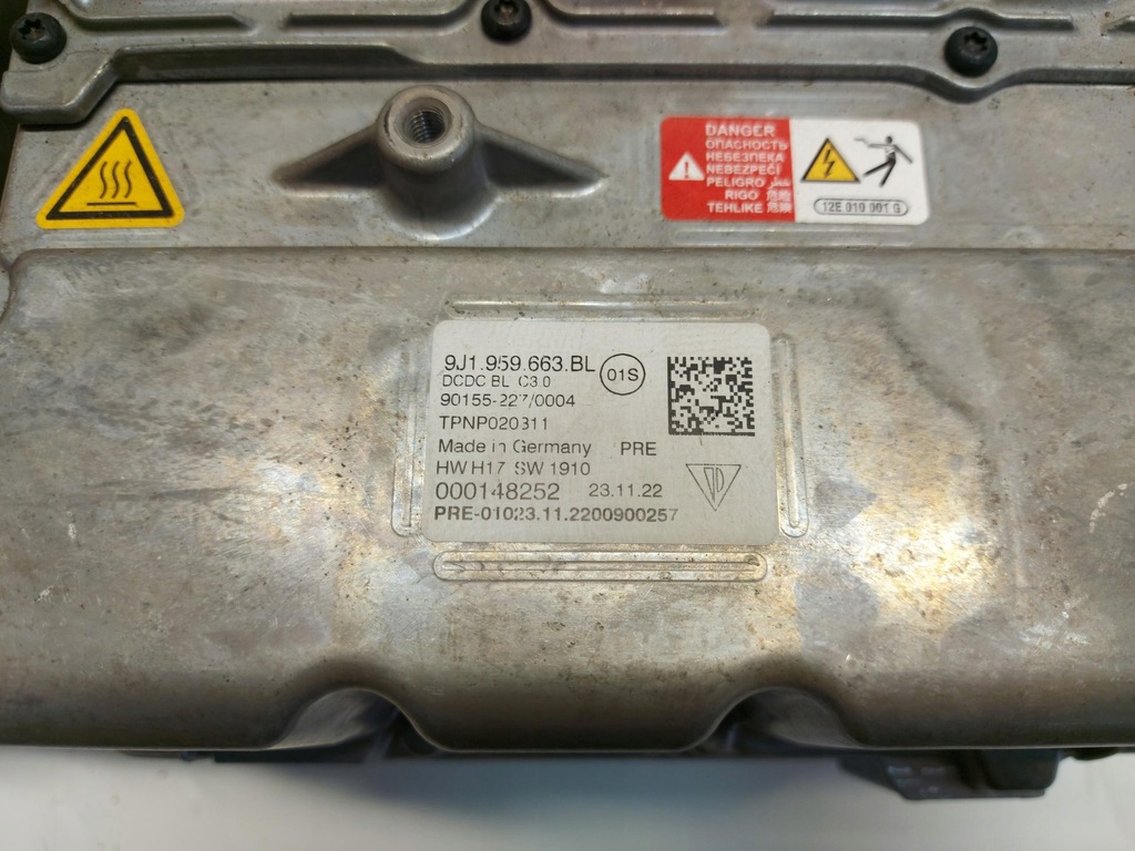 фото №5, Porsche taycan 4s 9j1 2022 преобразователь напряжения конвертер 9j1915663bl