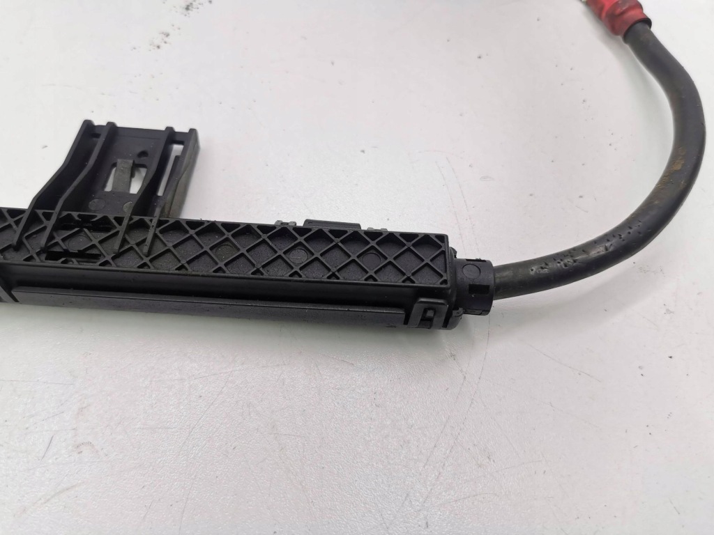 фото №8, Bmw 1 e81 e87 2007 шланг стартер 7798008