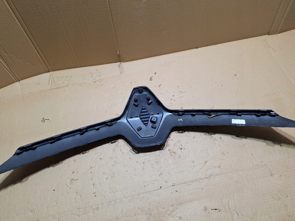 Решітка радіатора решітка радіатора renault clio v 5 620782147r Доставка