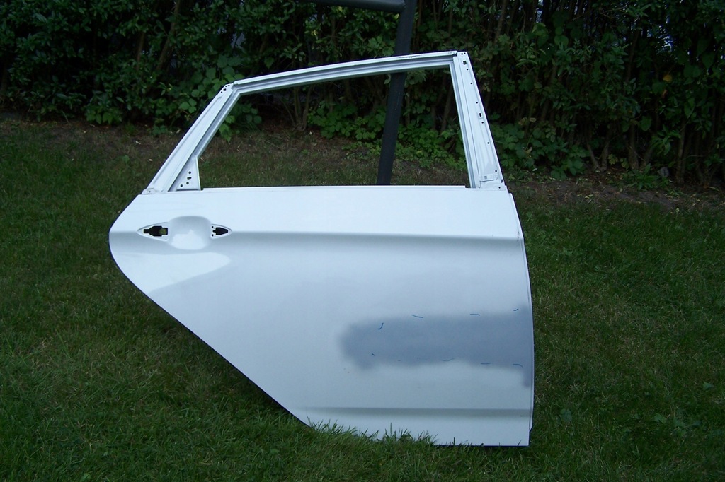 фото №1, Hyundai i40 дверь задние