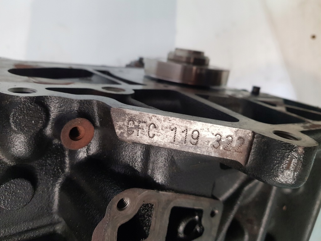 фото №13, Dół блок двигуна 03l021ap vw transporter t5 2.0 tdi cfc