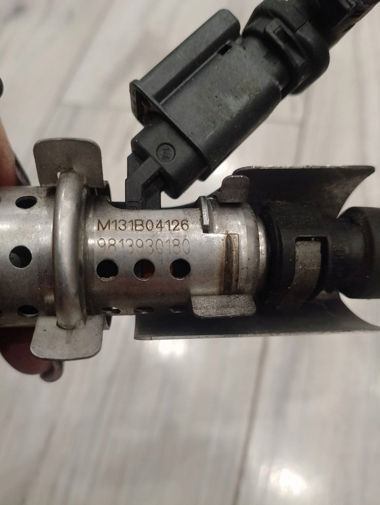 фото №16, Citroen оригинальный номер 9813930180 форсунка adblue 9813930180