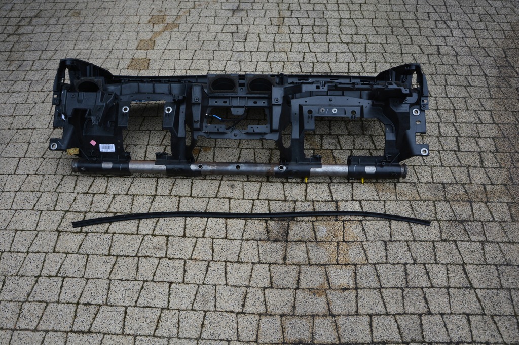 фото №9, Панель приладів консоль панель приладів ford focus mk2