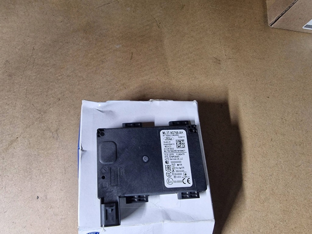 фото №1, Ml3t9g768ah радар ford