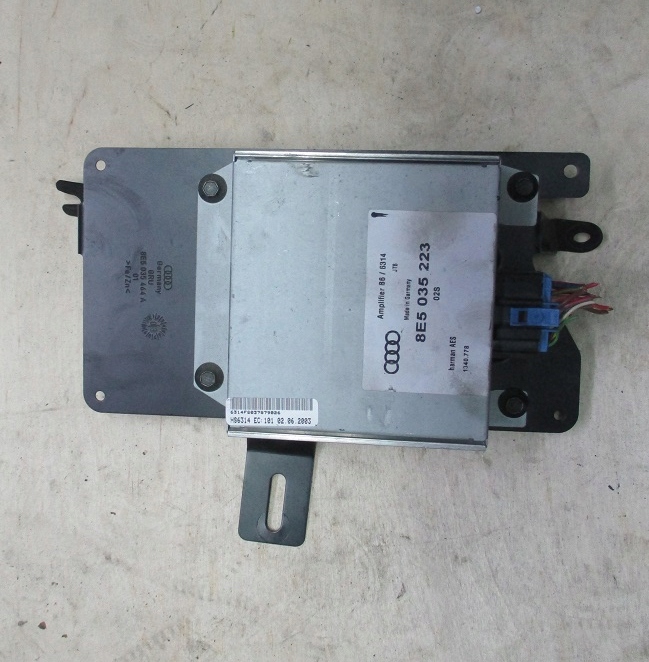 фото №1, Audi a4 b6 8e усилитель радио кронштейн 8e5035223