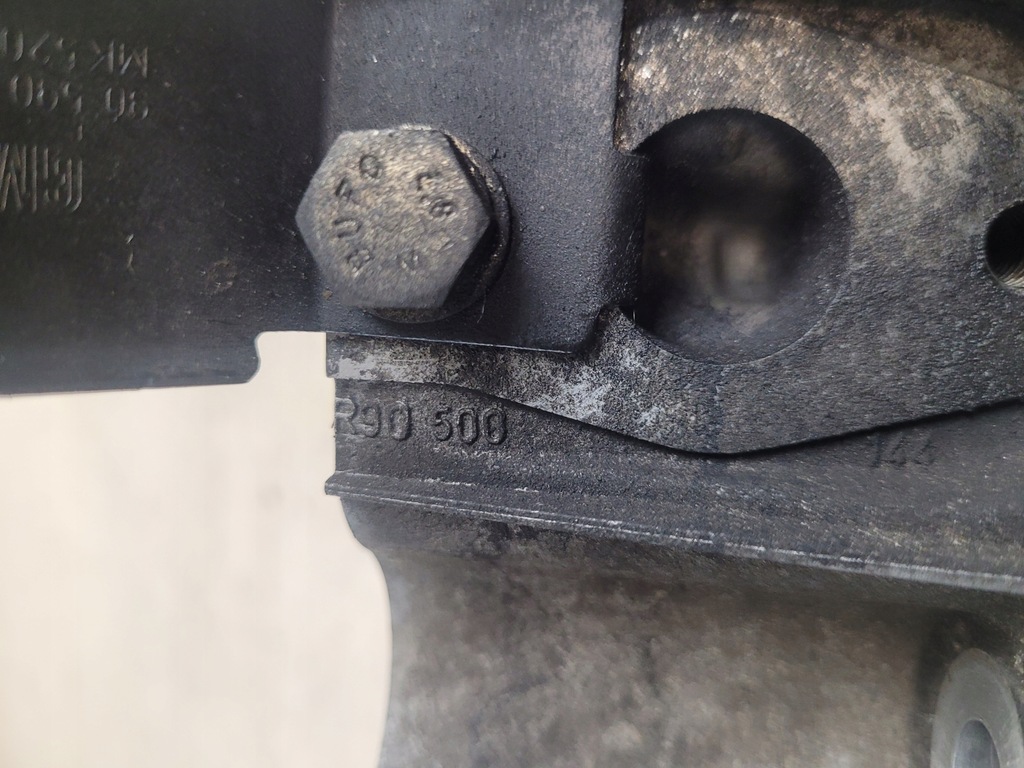 фото №10, Корпус вала оригінальний номер 90500144 вал розподільного валу кришка opel astra g ii 1.7dti