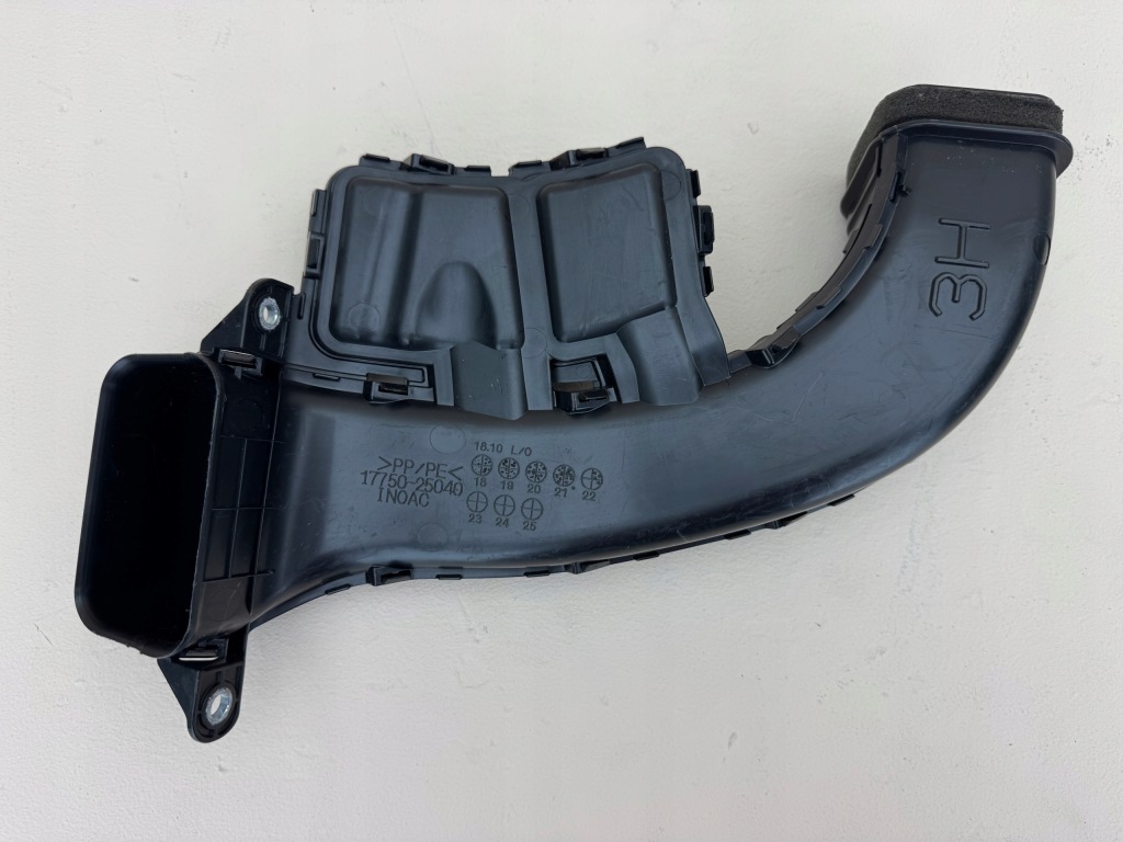 фото №1, Toyota rav4 v 5 18r- труба впуска воздуха ловушка 17750-25040 гибрид