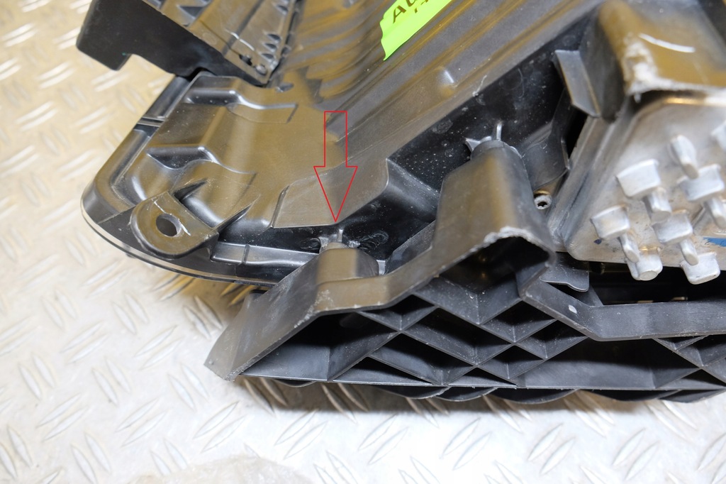 фото №13, Nissan titan 2020- фара лампа high grade full led правая usa