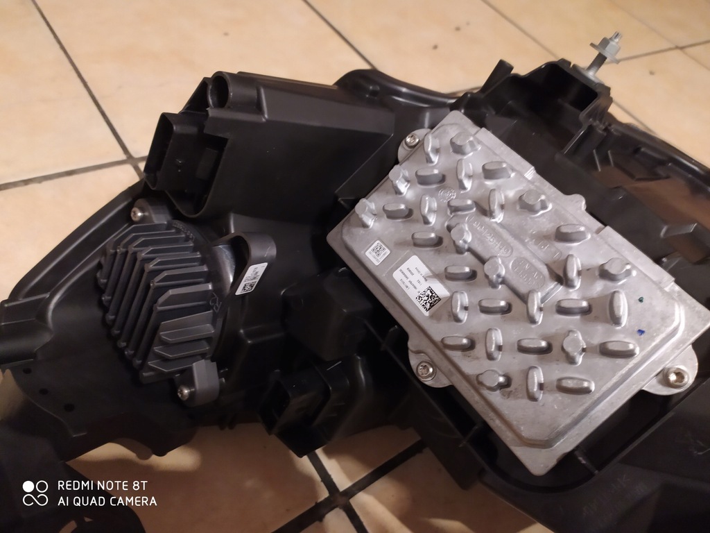 фото №5, Peugeot 208 фара правый full led super!!!!