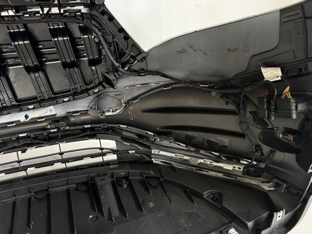 фото №11, Mercedes eqa amg набор lift a243 w243 бампер новый kompletny оригинальный