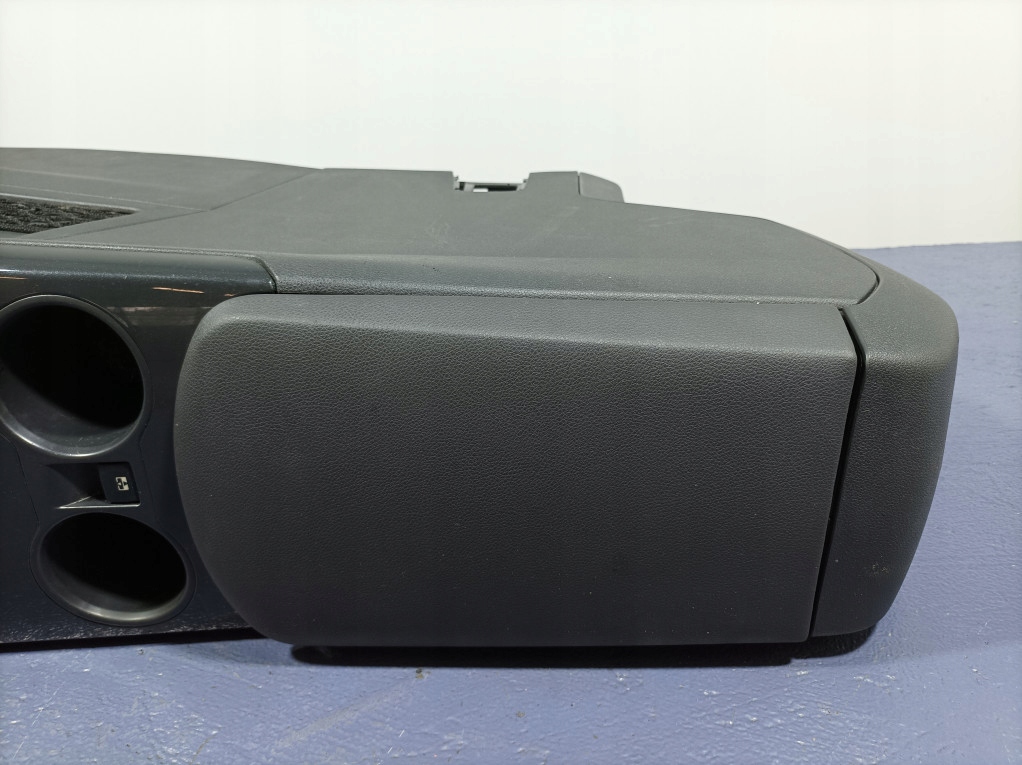 фото №7, Peugeot 3008 i подлокотник туннель средний кожа eu