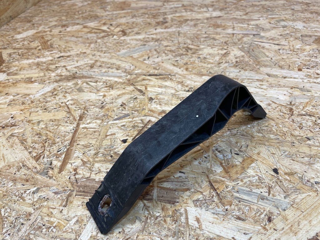 Кронштейн кронштейн  кронштейн поперечина перед левый  audi q3 8u 8u0805527 2010- с Разборки