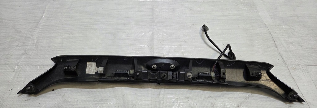 фото №10, Ford mondeo mk5 накладка крышки багажника kombi ds73-n43400-a