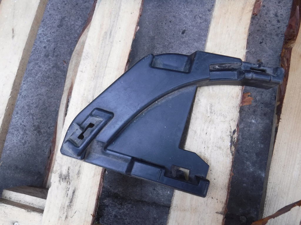 фото №1, Кронштейн решётка решётка радиатора renault twingo ii 601992919