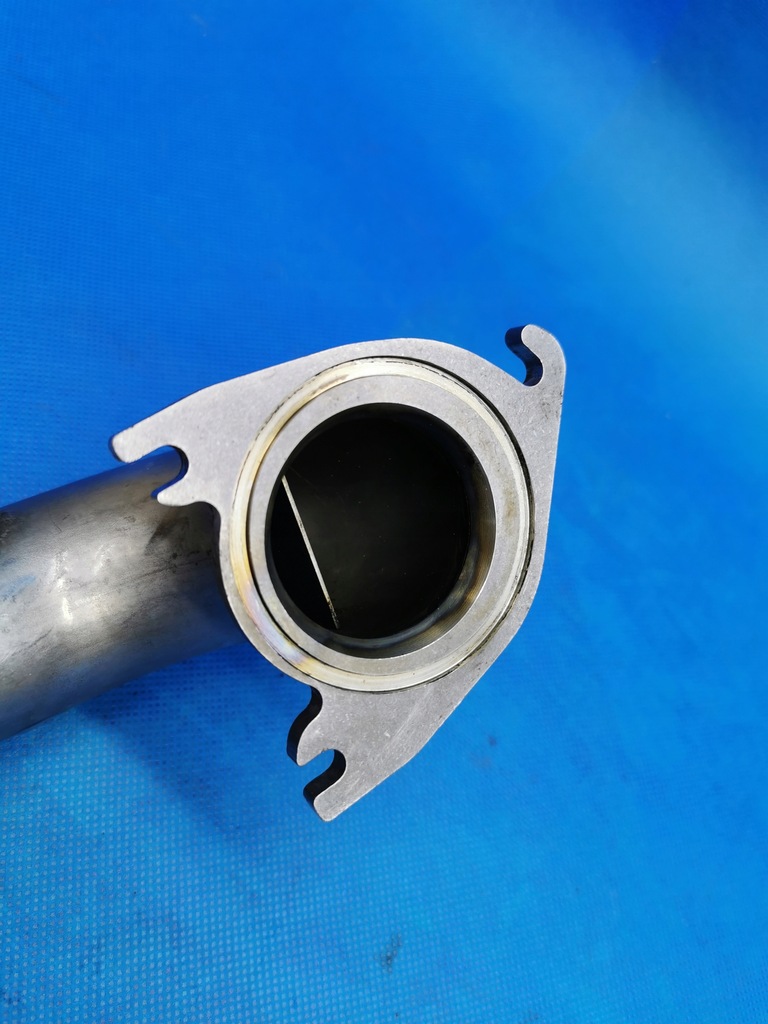 фото №7, Audi a8 d3 труба интеркулер 057145958d