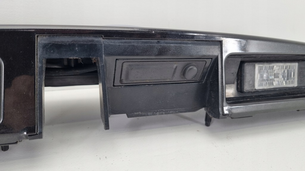 фото №6, Nissan juke i f15 lift накладка кришки багажника pod камера ручка