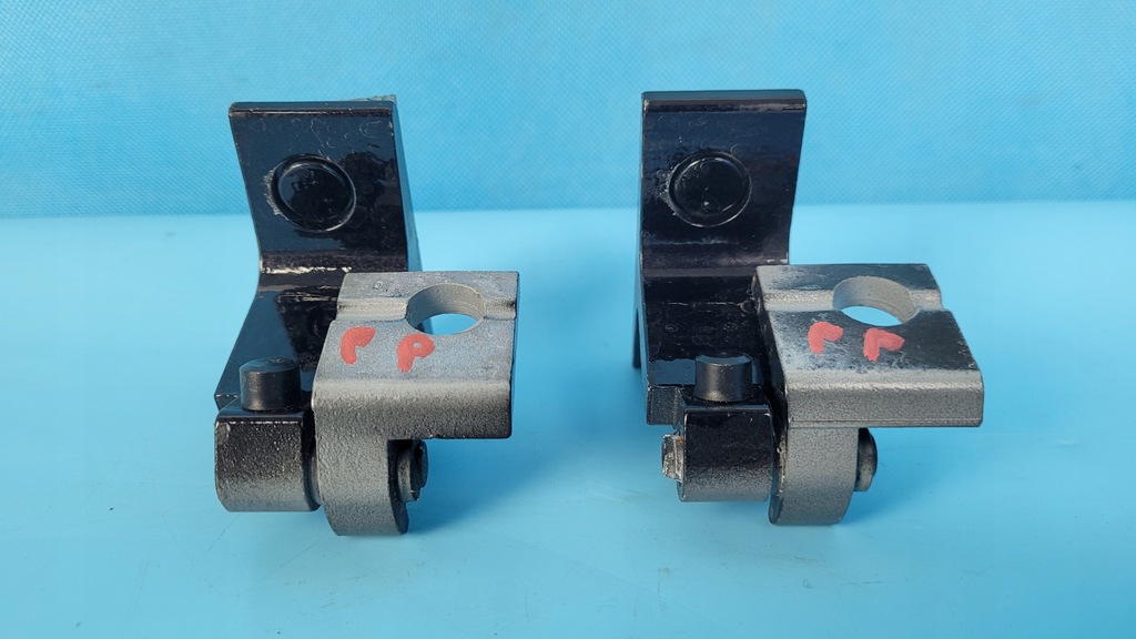 фото №6, Mercedes w206 23r петли дверь правый перед 197 комплект