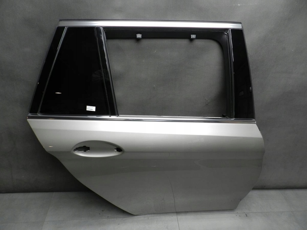 фото №1, Bmw 5 g31 дверь правое задняя a72