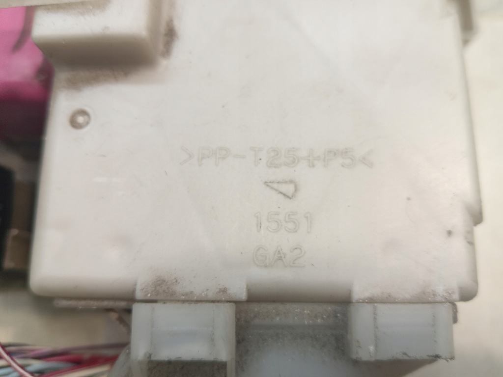 фото №6, Коробка предохранителей toyota camry v 2.4 16v