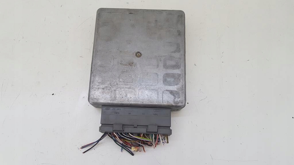 фото №1, Бортовой компьютер блок управления ford оригинальный номер 1s4f-12a650-bca