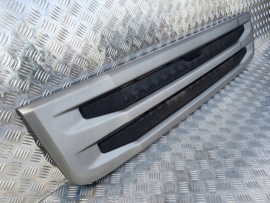 фото №3, Решітка радіатора нижня лавка scania r