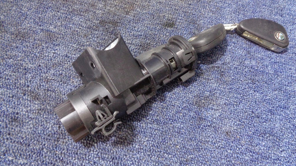 фото №13, Бортовий комп'ютер замок запалювання bsi 0261s01032 00551950240 alfa romeo gt 2.0 16v jts