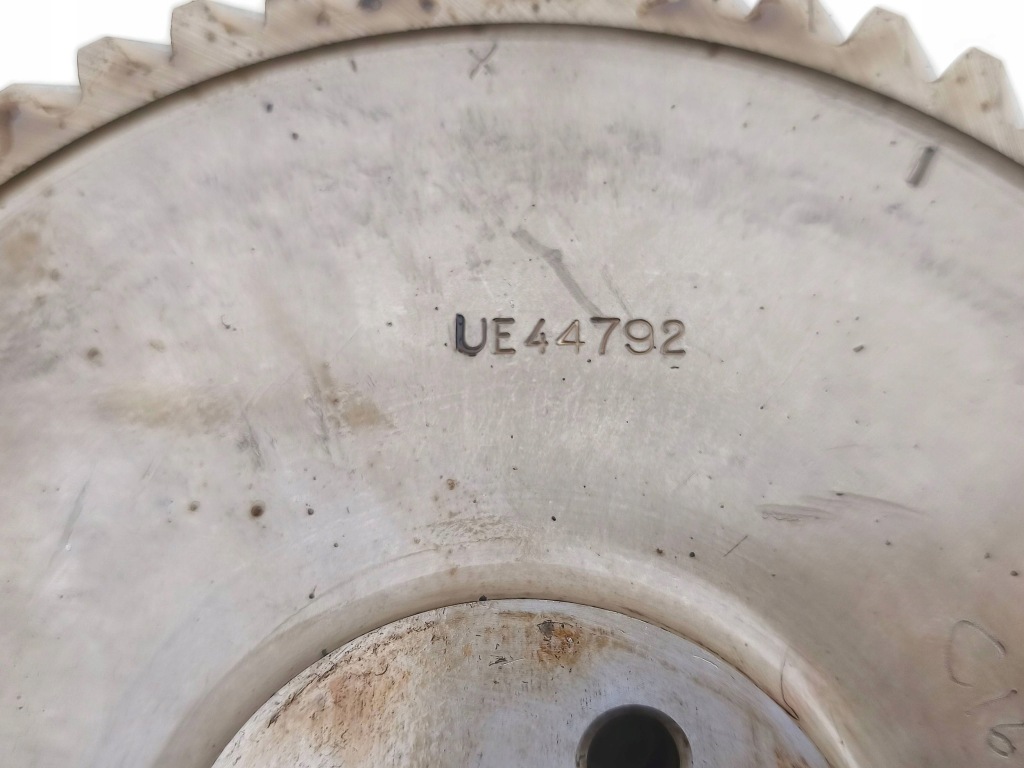 Rolls-royce silver spur 1987 колесо зубчатое цепи распределительного вала ue44792 с Разборки