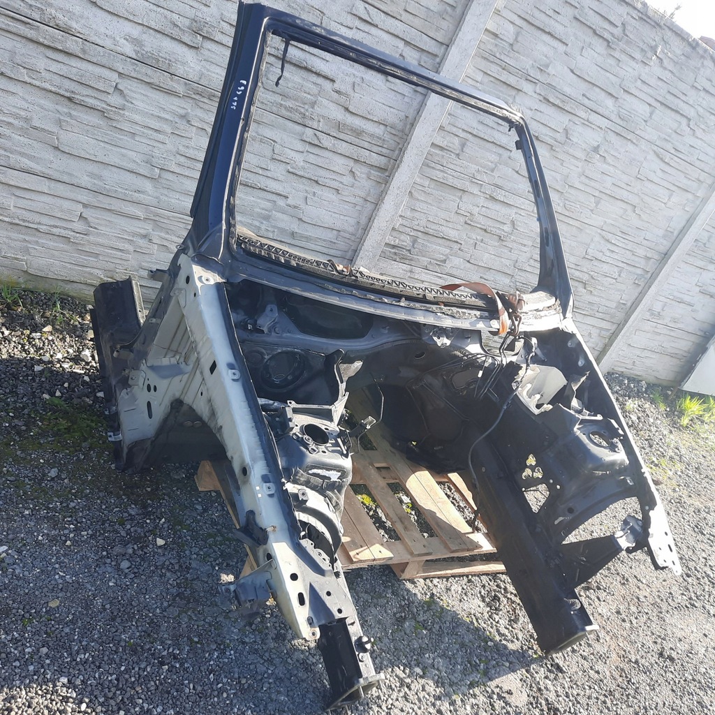 фото №1, E93 cabrio чверть лонжерон права перед 475