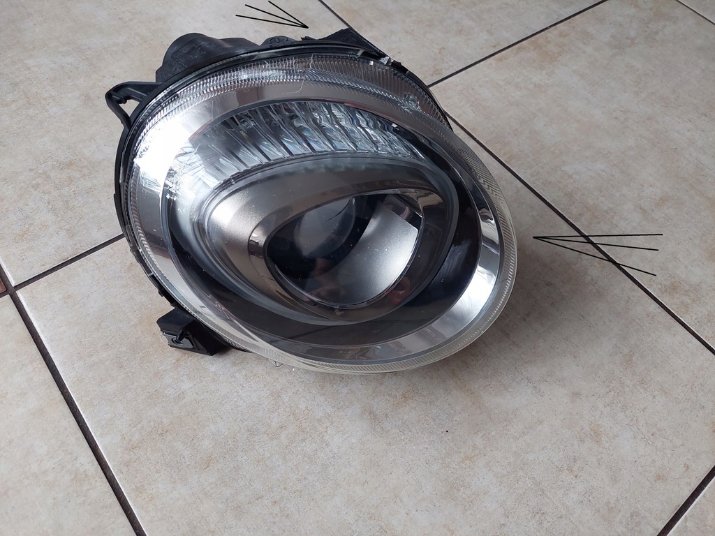 фото №1, Лампа права - лінза - fiat 500 - lift