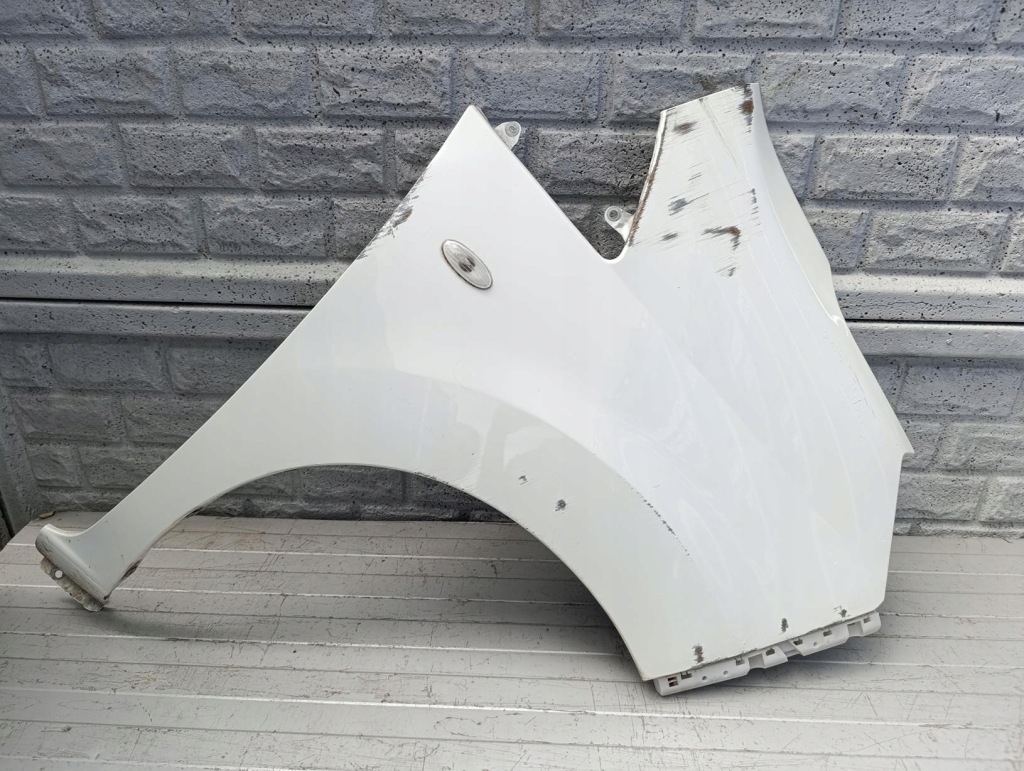 фото №1, Nissan nv200 nv 200 крыло правый перед оригинал