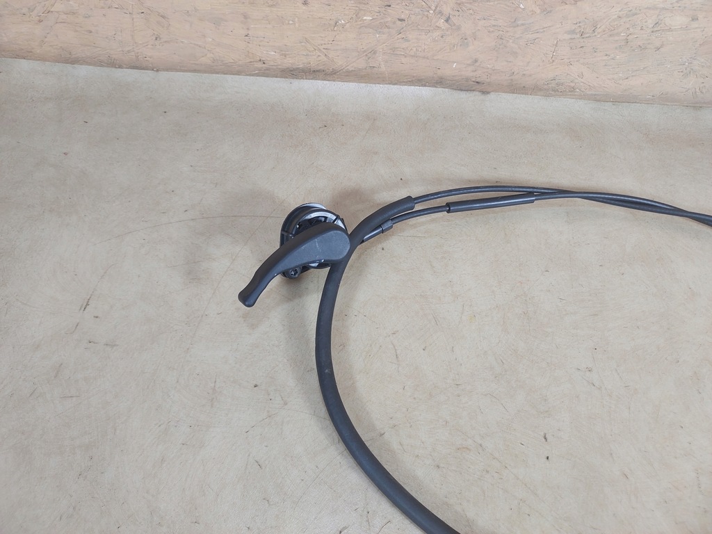 фото №4, Dacia sandero i трос ручка капот