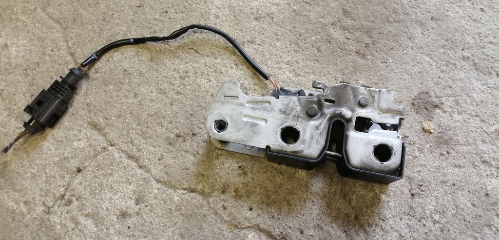 фото №1, Skoda fabia ii замок капот