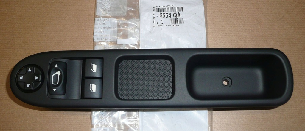 фото №1, Кнопка подъемник стекла p 207