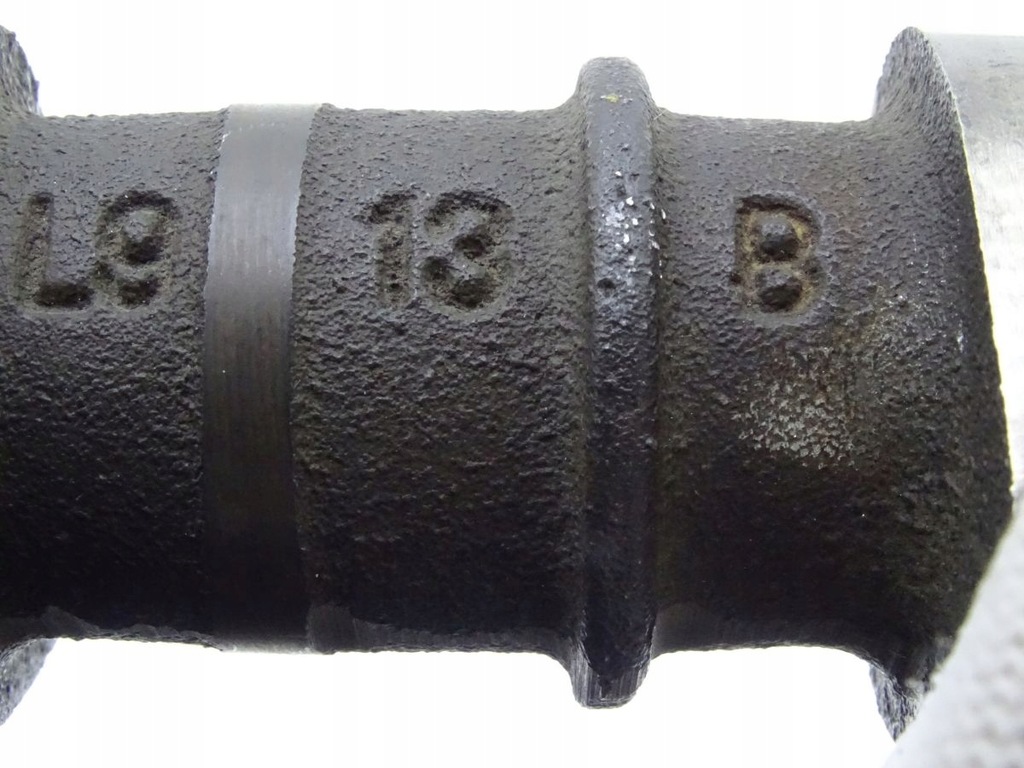 фото №13, Jaguar xj x308 97-03 3.2 v8 вал розподільного валу w правий