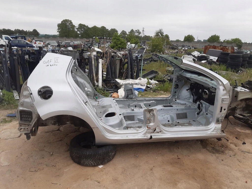 фото №1, Четверть крыло правый задняя vw golf vi