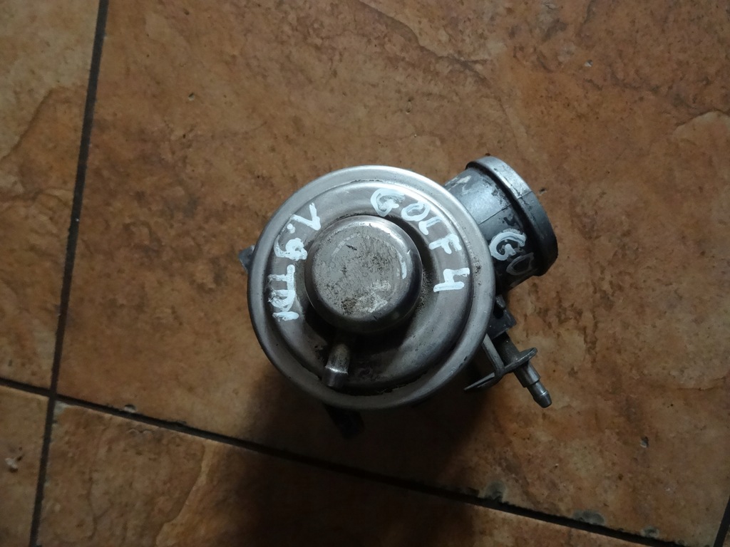 фото №1, Golf iv 1.9tdi клапан egr 038129637