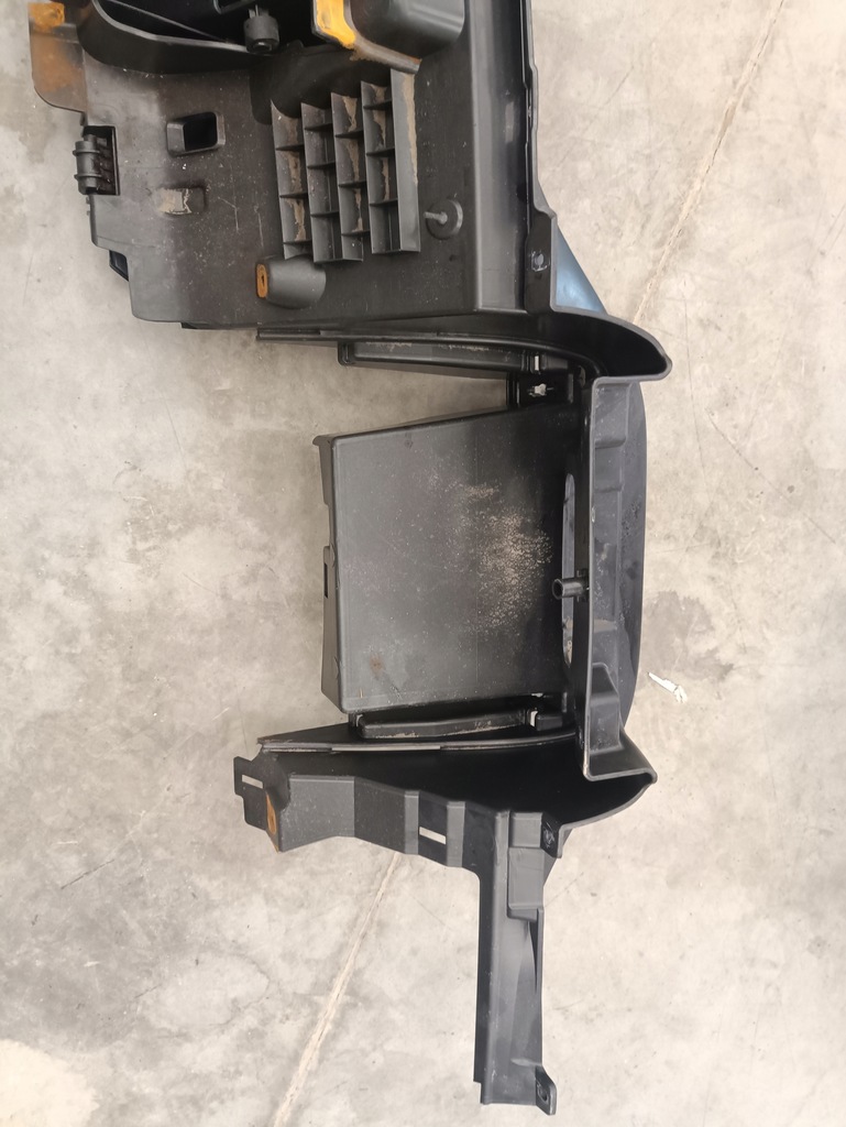 фото №7, Dodge grand caravan бардачок пасажира нижній