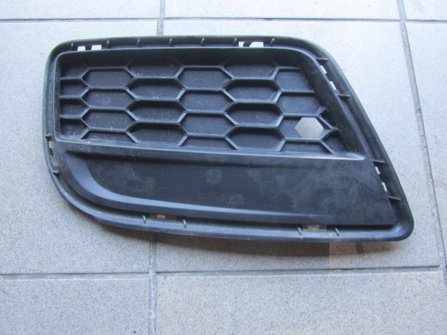 фото №1, Bmw x3 f25 решётка бампера 8050445
