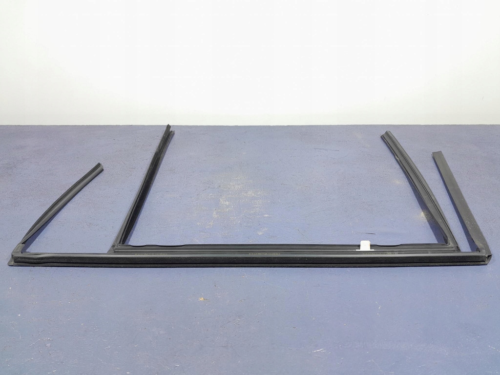 фото №8, Bmw x7 g07 прокладка молдинг стекло дверь задняя задняя правая 7431136