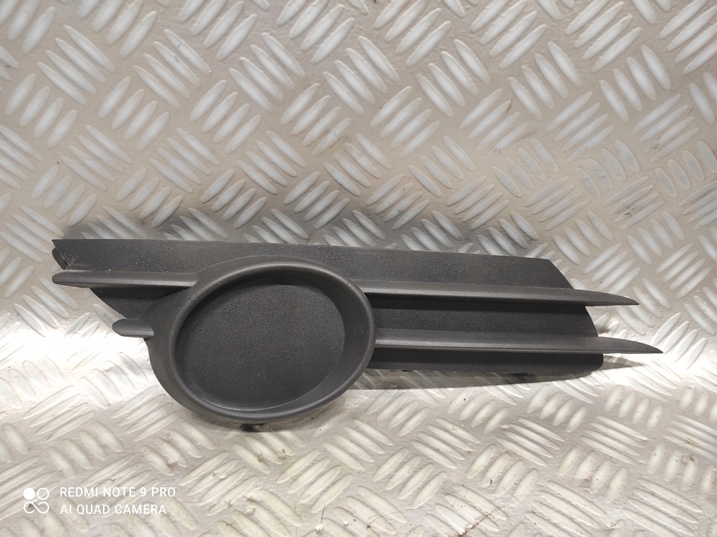 фото №1, Opel оригинальный номер 13211481 решётка бампера