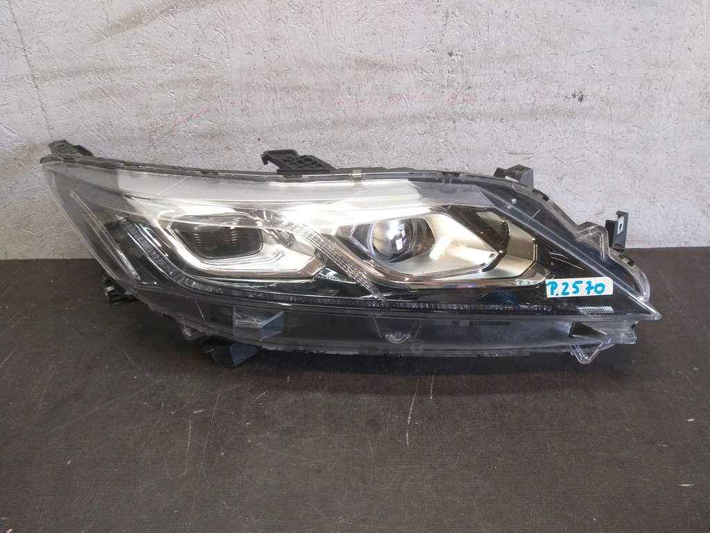 фото №1, Лампа перед правая mitsubishi eclipse cross full led