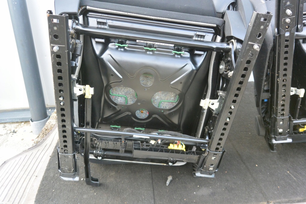 фото №8, Mercedes w204 sedan сиденья заднее сиденье kpl полукожа