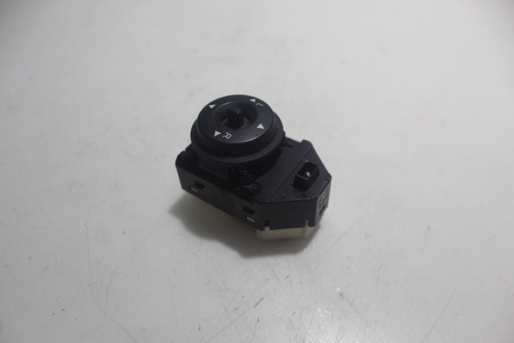 фото №1, Панель управление зеркал kia ceed i